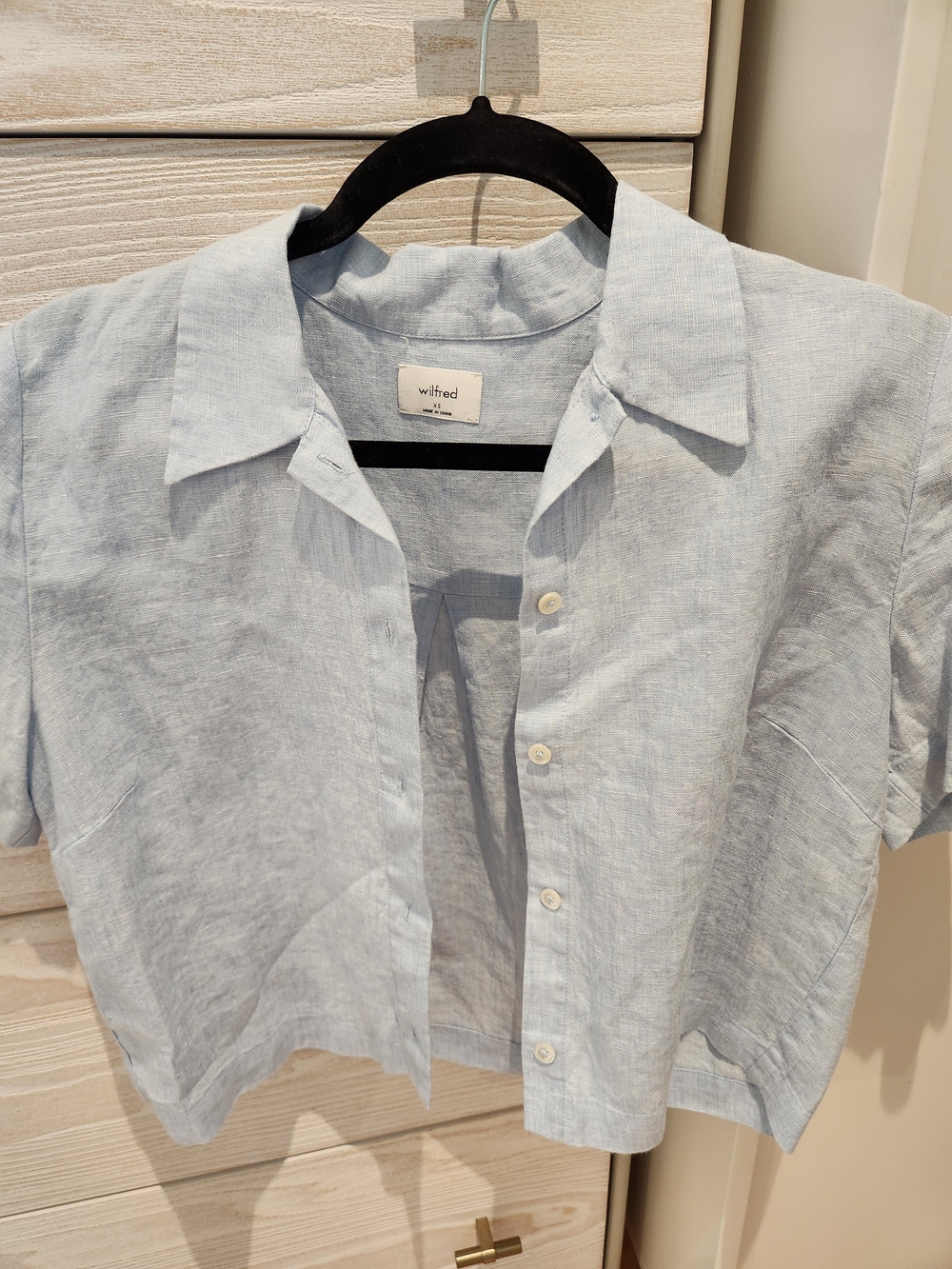 Wilfred Light Blue Linen Short-Sleeve Button Shirt
